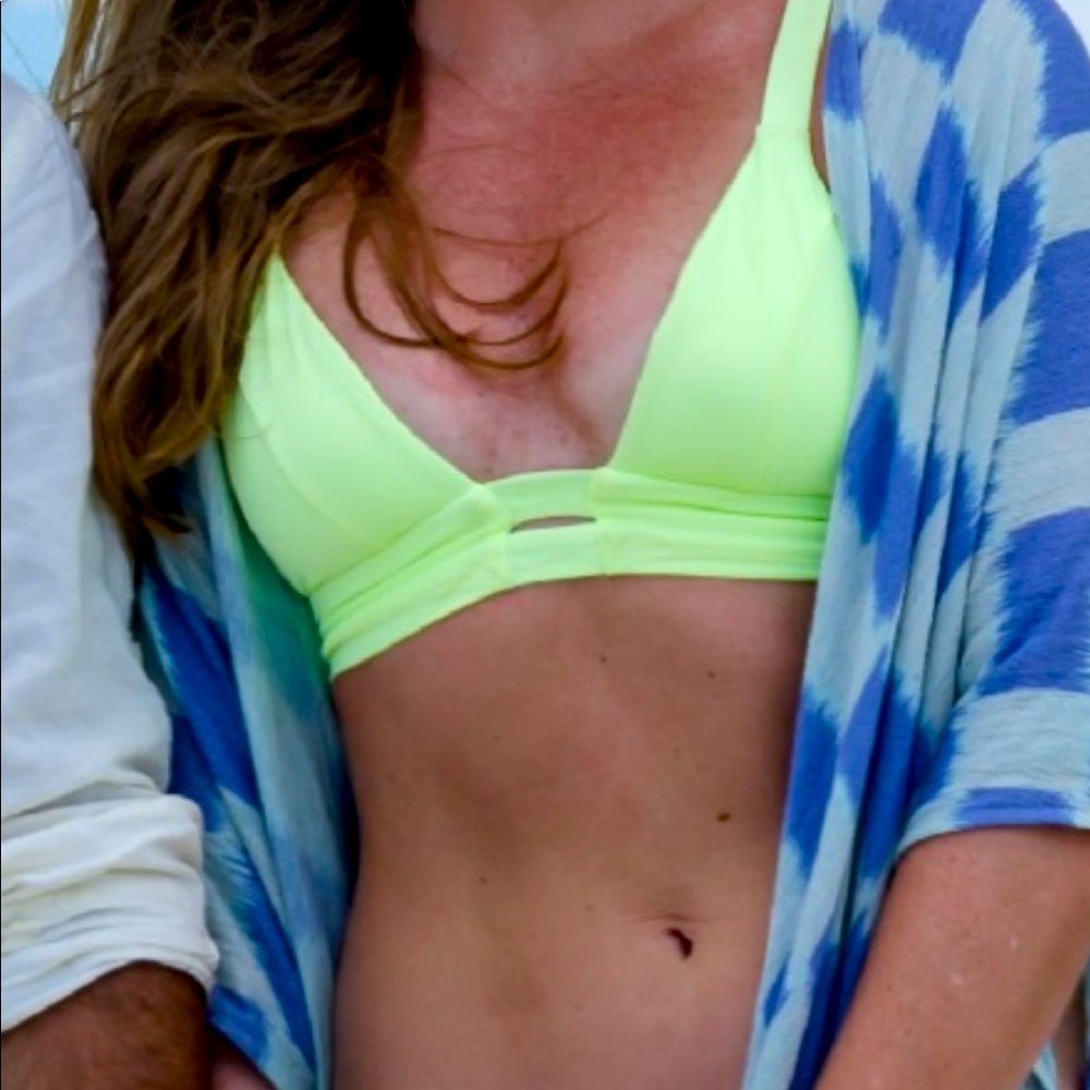 Vitamin A swimsuit top